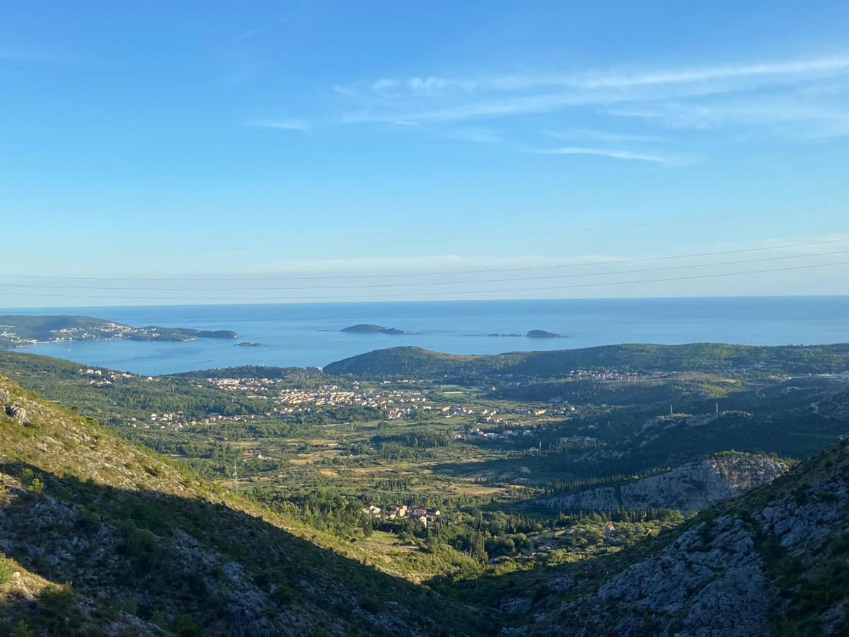 Ivanica Sveto Bagian luar foto